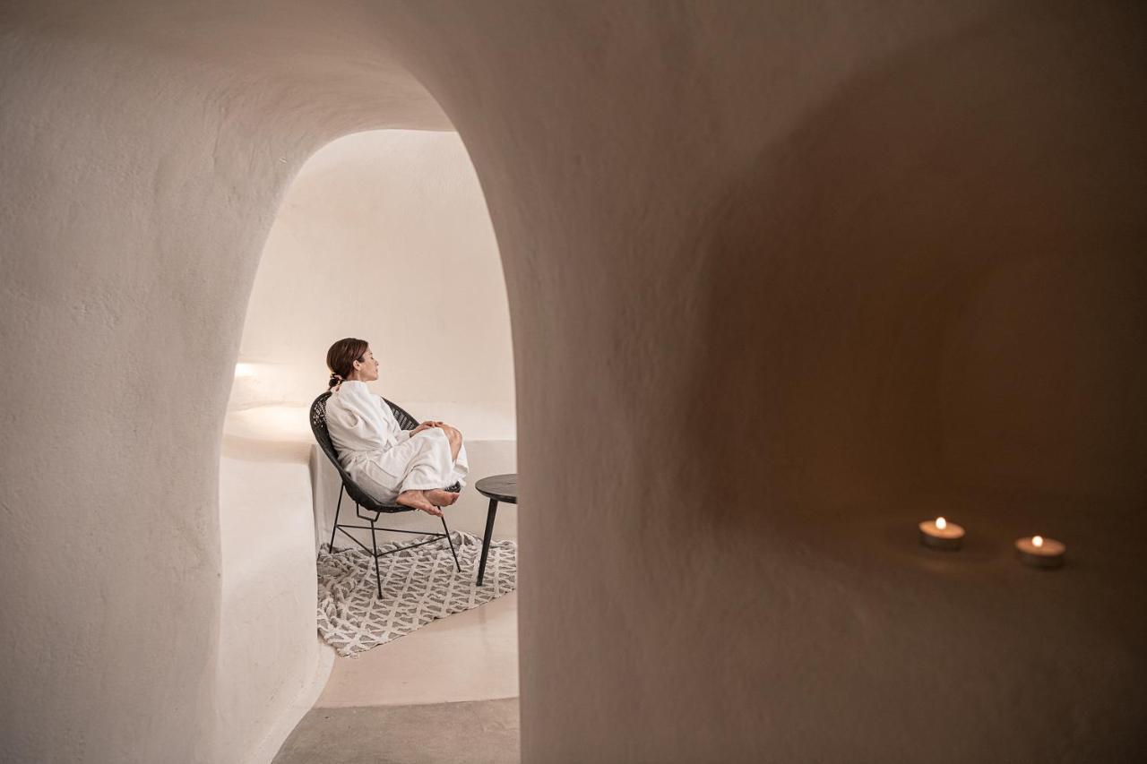 On The Rocks - Small Luxury Hotels Of The World (Adults Only) Imerovigli  Exterior foto