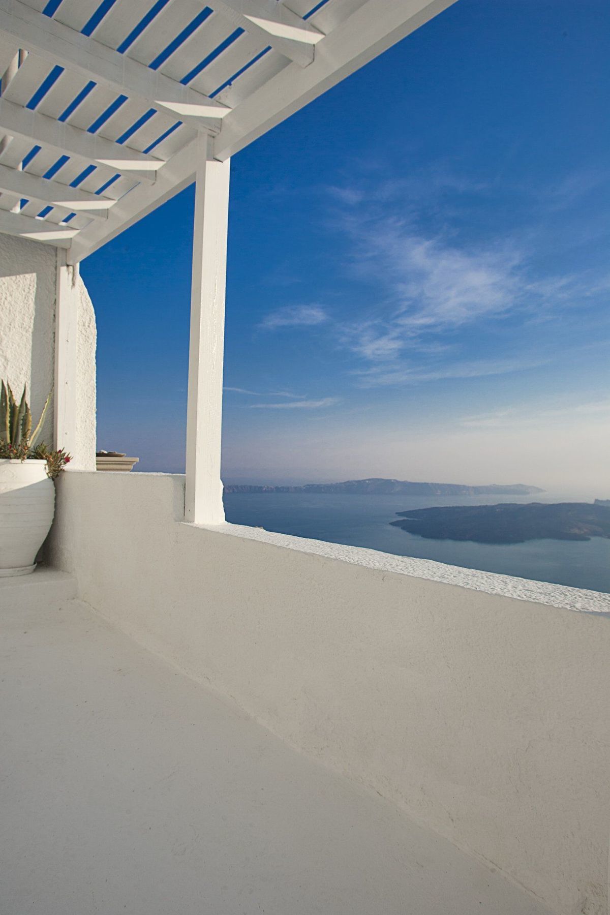 On The Rocks - Small Luxury Hotels Of The World (Adults Only) Imerovigli  Exterior foto